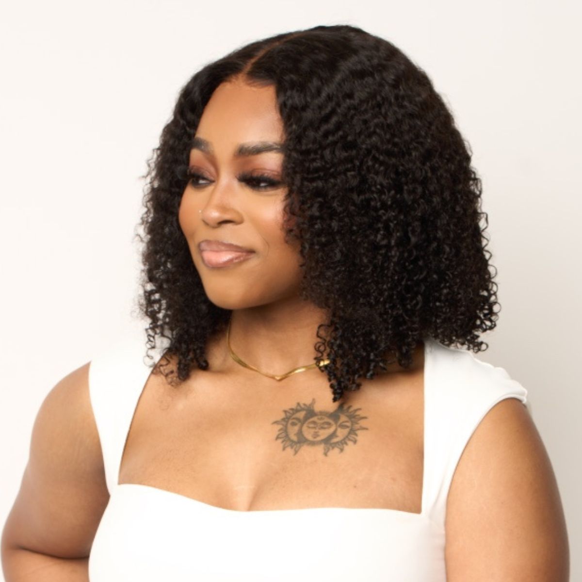 curly closure wig